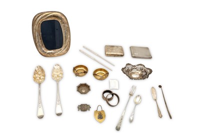 Lot 79 - A mixed group of sterling silver items,...