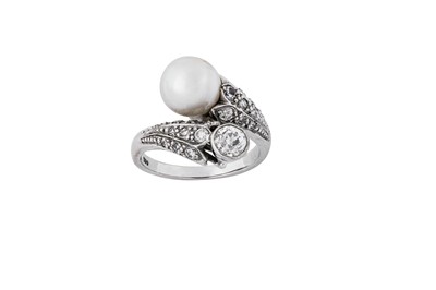 Lot 251 - A cultured pearl and diamond crossover ring...