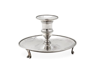 Lot 489 - A George III sterling silver chamberstick,...