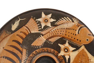 Lot 76 - AN AFTER THE ANTIQUE FISH PLATE In the style...