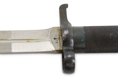 Lot 156 - A German WW2 Mauser K98 rifle knife bayonet...