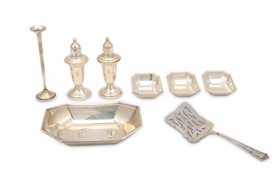 Lot 84 - A mixed group of American sterling silver,...