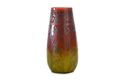 Lot 155 - An early 20th Century Loetz glass vase from...