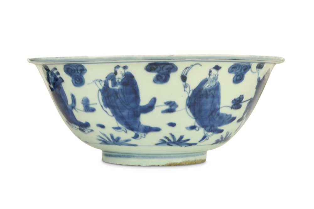 Lot 213 - A CHINESE BLUE AND WHITE 'NINE IMMORTALS' BOWL....