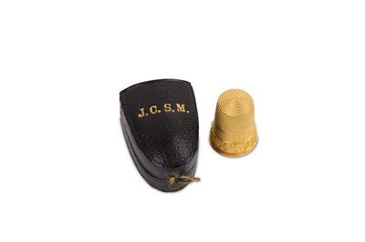 Lot 141 - A cased Victorian 15 carat gold thimble,...