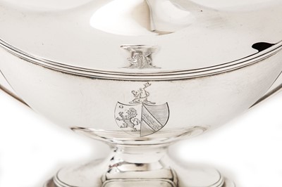 Lot 3 - A George III sterling silver sauce tureen,...