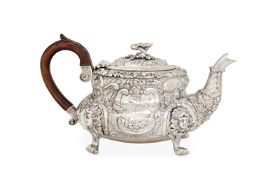 Lot 41 - A George IV sterling silver teapot, London...