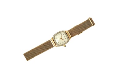 Lot 175 - A lady's diamond-set wristwatch, 1919 The...