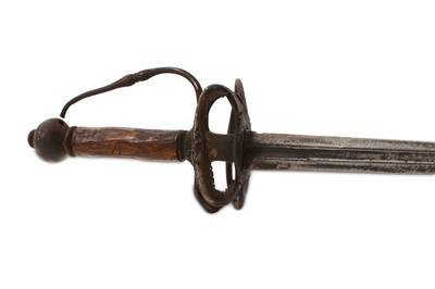 Lot 82 - A late-17th century transitional rapier or...