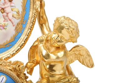 Lot 87 - A MID 19TH CENTURY FRENCH GILT BRONZE AND...