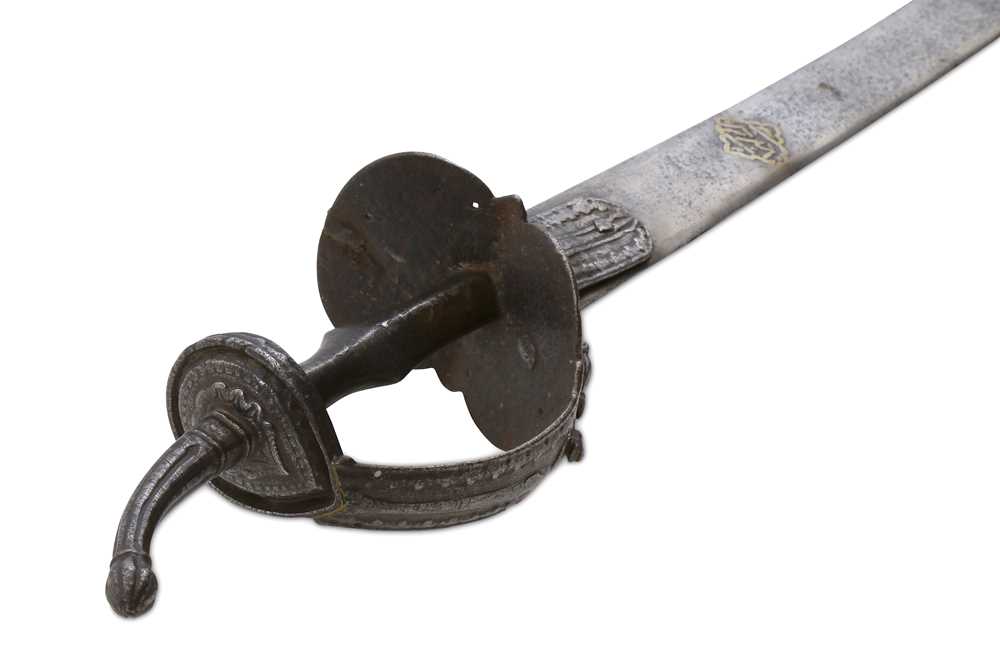 Lot 17 - An Indian 18th or early-19th century sword