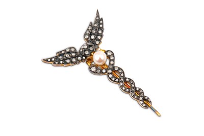 Lot 79 - A cultured pearl and diamond brooch, designed...
