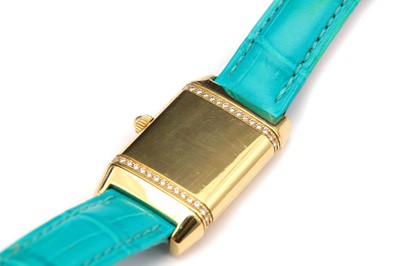 Lot 41 - JAEGER LECOULTRE. A LADIES 18K YELLOW GOLD AND...