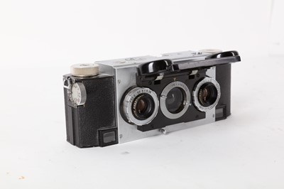 Lot 963 - A David White Stereo Realist Camera Serial No:...