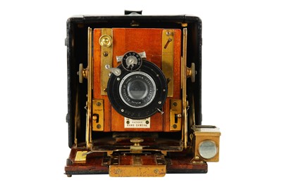 Lot 129 - A Sanderson Hand Camera Date: 1905 Body: G...