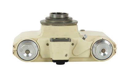 Lot 10 - Ilford Advocate I Viewfinder Camera Serial No:...