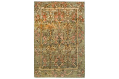Lot 7 - AN ARTS & CRAFTS STYLE CARPET  approx: 9ft.8in....