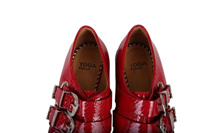 Lot 65 - Toga Pulla Red Western Oxford Flats, imitation...