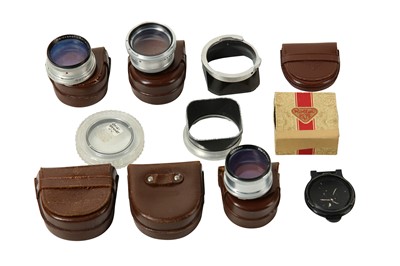 Lot 77 - A Collection of Rolleiflex Accessories &...