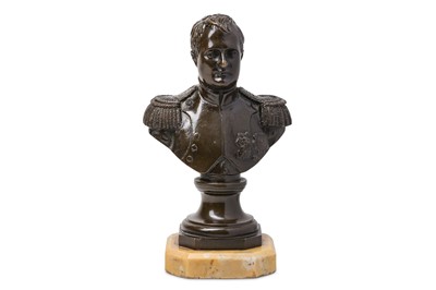 Lot 197 - A 19TH CENTURY FRENCH BRONZE BUST OF NAPOLEON...