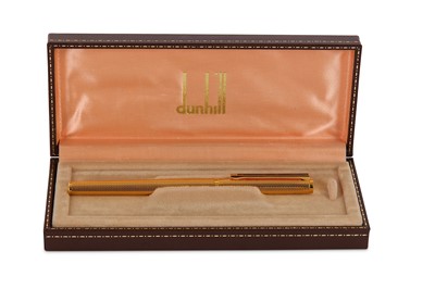 Lot 17 - A Dunhill gold plated fountain pen, with an...