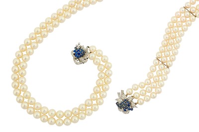 Lot 151 - A cultured pearl necklace and bracelet with...