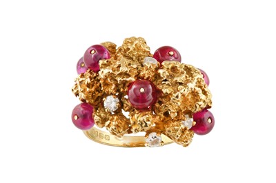 Lot 64 - A gold, ruby and diamond ring, by Chaumet,...