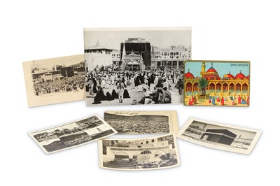 Lot 116 - A COLLECTION OF SIX POSTCARDS AND ONE PHOTOGRAPH OF MECCA AND KA'BA