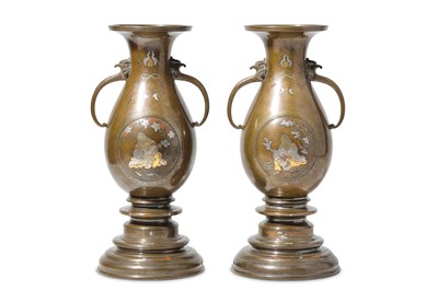 Lot 119 - A FINE PAIR OF LATE 19TH CENTURY JAPANESE...