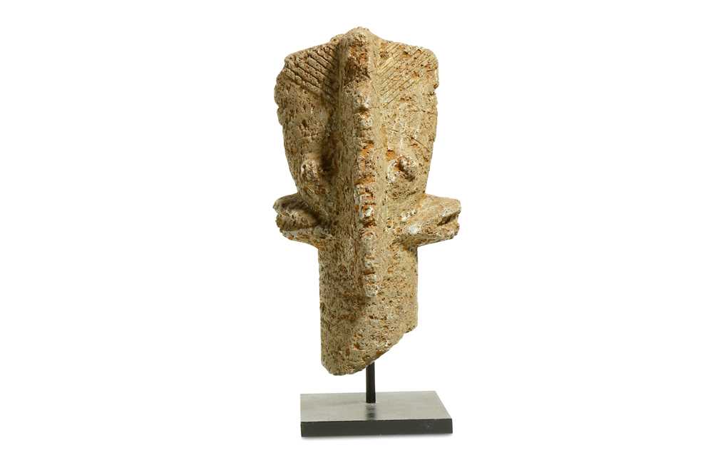 Lot 158 - A STONE BURA HEAD, MALI Circa 300 - 1100 A.D. ...
