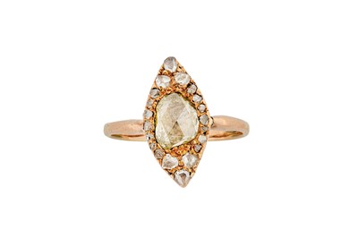 Lot 9 - An early 20th century diamond ring The navette-...